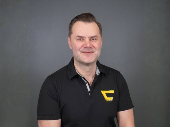 Ari Yrjänäinen